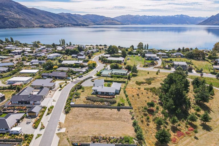 Photo of property in 6 Sarges Way, Lake Hawea, 9382