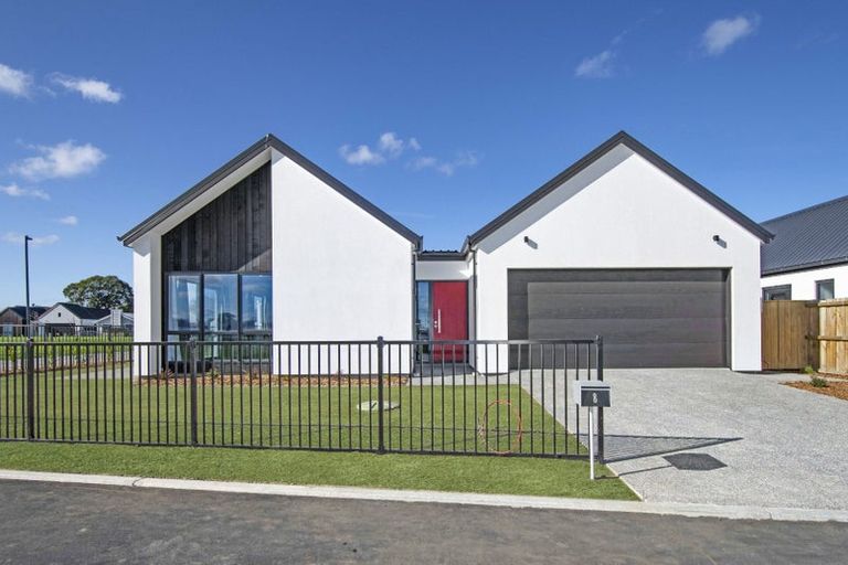 Photo of property in 8 Preferred Lane, Halswell, Christchurch, 8025