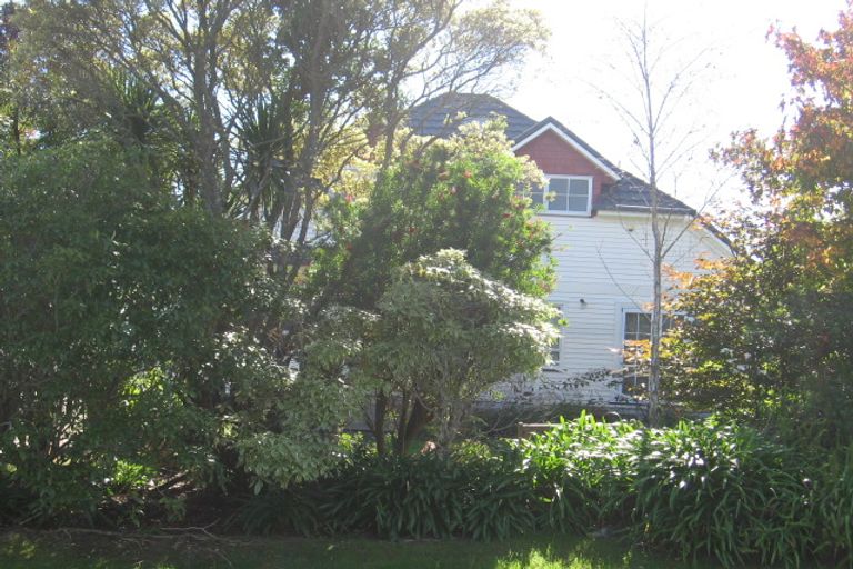 Photo of property in 9 Routley Drive, Glen Eden, Auckland, 0602