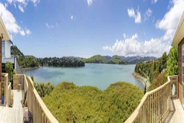 Photo of property in 37 Bosun Terrace, Whitby, Porirua, 5024