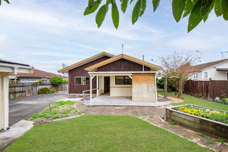 Photo of property in 98 Studholme Street, Morrinsville, 3300