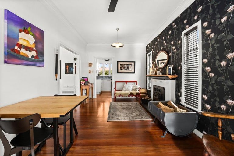 Photo of property in 4 Higgins Street, Marewa, Napier, 4110