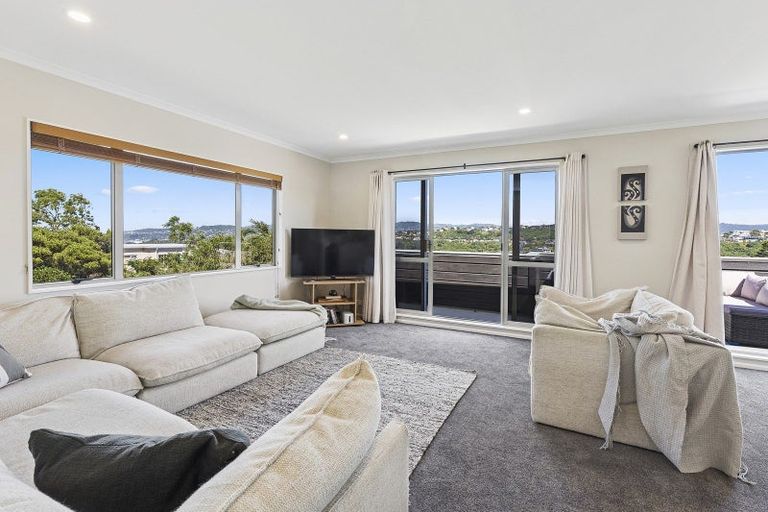 Photo of property in 81 Nevay Road, Miramar, Wellington, 6022