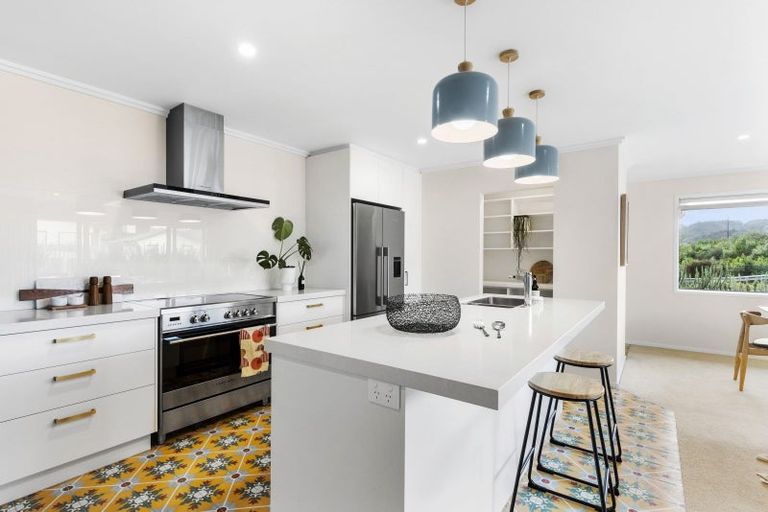 Photo of property in 1 Cooperage Avenue, Kumeu, 0810