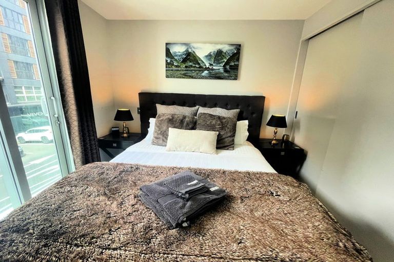 Photo of property in Piermont Apartments, 1h/82 Cable Street, Te Aro, Wellington, 6011