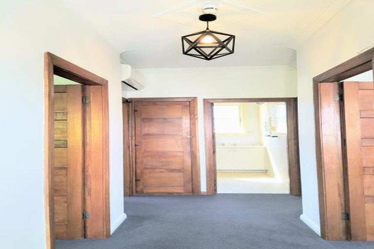 Photo of property in 6 Scotland Terrace, Green Island, Dunedin, 9018