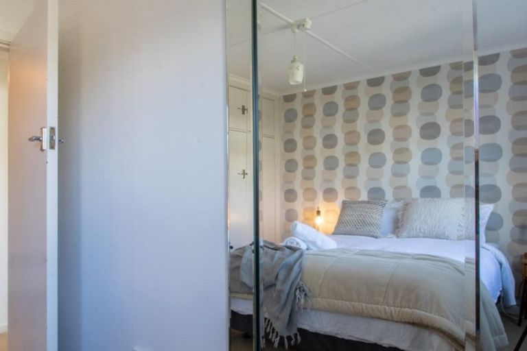 Photo of property in 5a Pendarves Street, New Plymouth, 4310