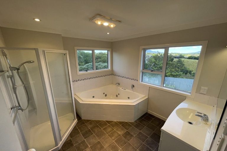 Photo of property in 296b Mangorei Road, Merrilands, New Plymouth, 4312
