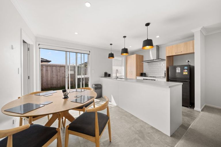 Photo of property in 12 Tarata Grove, Lansdowne, Masterton, 5810