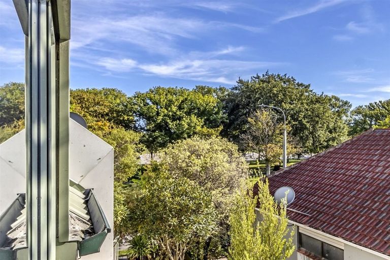 Photo of property in Hagley Mews, 3/454 Hagley Avenue, Christchurch Central, Christchurch, 8011