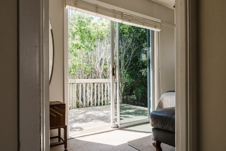 Photo of property in 26 Palmerston Road, Birkenhead, Auckland, 0626