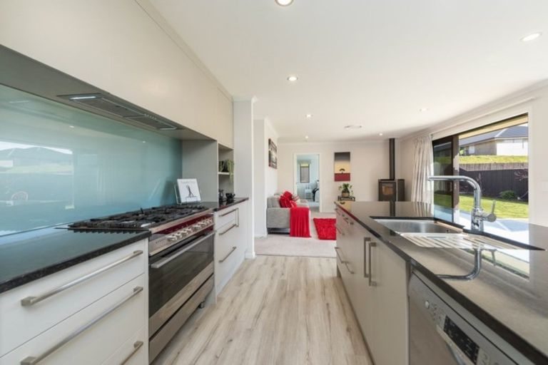 Photo of property in 16 Woolshed Drive, Stoke, Nelson, 7011