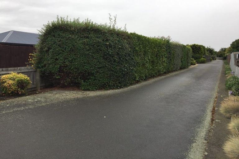 Photo of property in 50d Middlepark Road, Sockburn, Christchurch, 8042