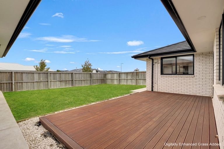 Photo of property in 43 Nicolau Avenue, Rolleston, 7615