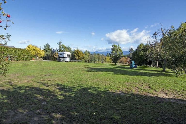 Photo of property in 23 Hewetson Road, Upper Moutere, 7175