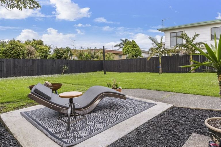 Photo of property in 814 Whangaparaoa Road, Manly, Whangaparaoa, 0930