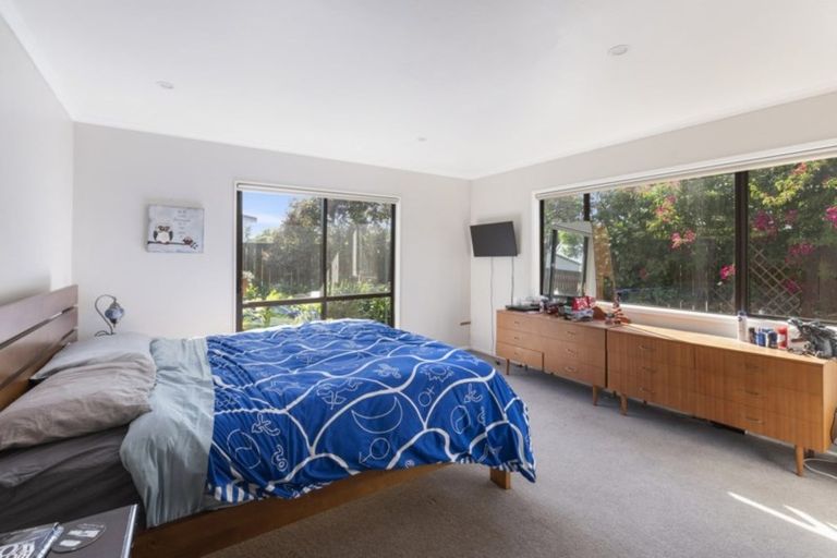 Photo of property in 24 Norfolk Crescent, Otaki Beach, Otaki, 5512