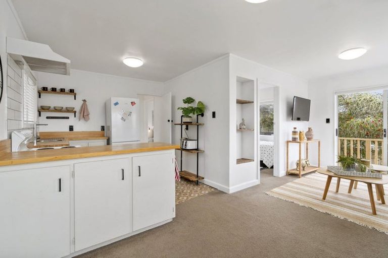 Photo of property in 57 Terra Nova Street, Glen Eden, Auckland, 0602