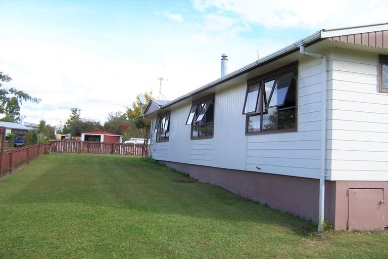 Photo of property in 19 Ben Keys Street, Te Puke, 3119
