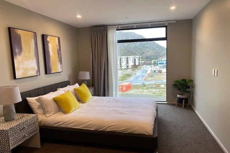 Photo of property in 34 Red Oaks Drive, Frankton, Queenstown, 9300