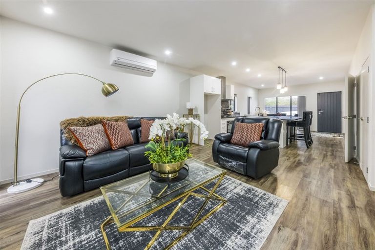 Photo of property in 11d Kent Road, Manurewa, Auckland, 2102