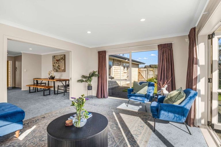 Photo of property in 18 Gilligan Close, College Estate, Whanganui, 4500