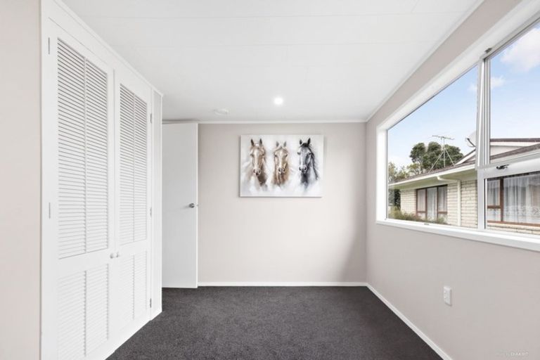 Photo of property in 114 Racecourse Road, Waiuku, 2123