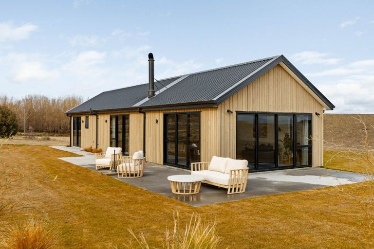 Photo of property in 30 Porter Lane, Springvale, Alexandra, 9391