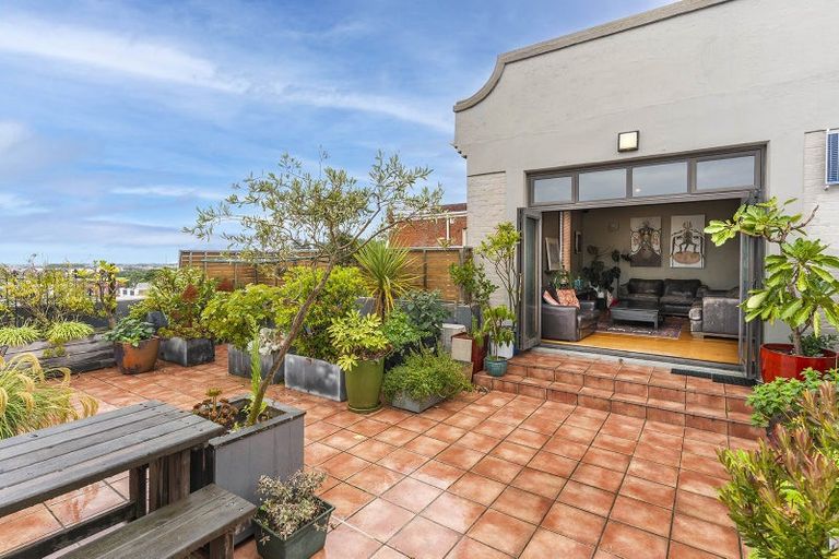 Photo of property in 65 Stafford Street, Dunedin Central, Dunedin, 9016