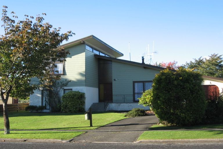 Photo of property in 43 Aotea Crescent, Tokoroa, 3420