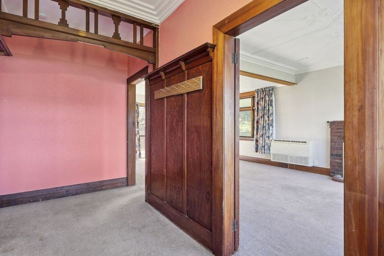 Photo of property in 151 Ravensbourne Road, Ravensbourne, Dunedin, 9022