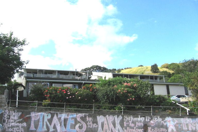 Photo of property in 8/66 Victoria Road, Devonport, Auckland, 0624