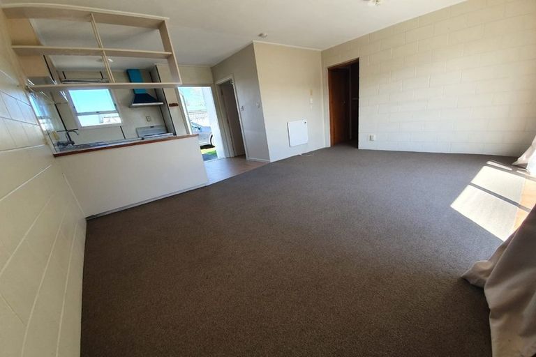 Photo of property in 2/29 Edmund Hillary Avenue, Papakura, 2110