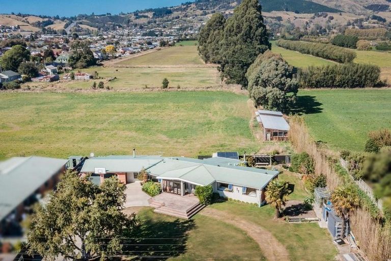 Photo of property in 69 Bush Road, Mosgiel, 9024