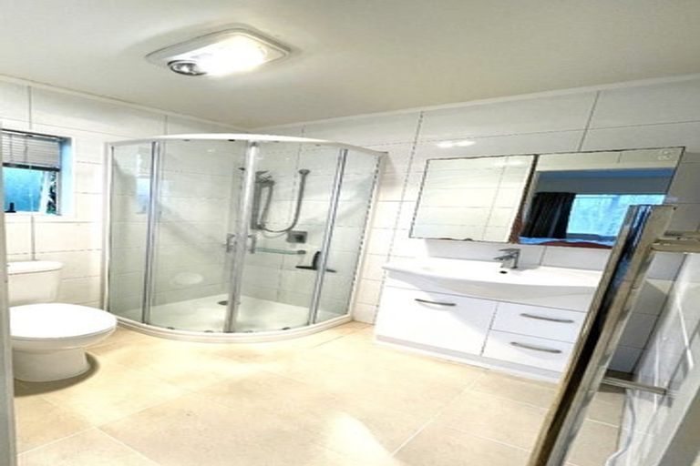 Photo of property in 23 Bronte Place, Somerville, Auckland, 2014