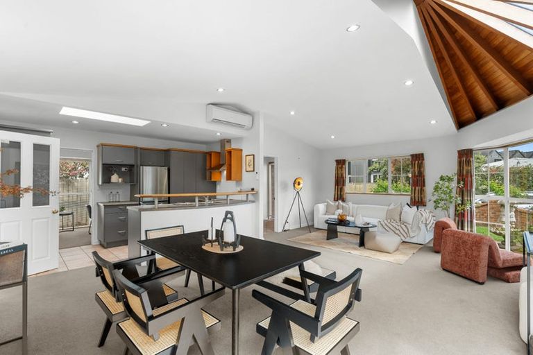 Photo of property in 8 Reading Street, Upper Riccarton, Christchurch, 8041