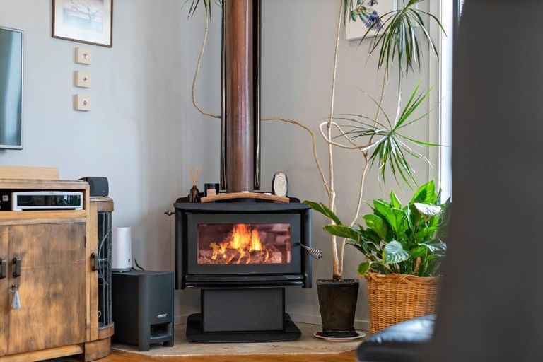 Photo of property in 6 Elva Dawson Place, Arrowtown, 9302