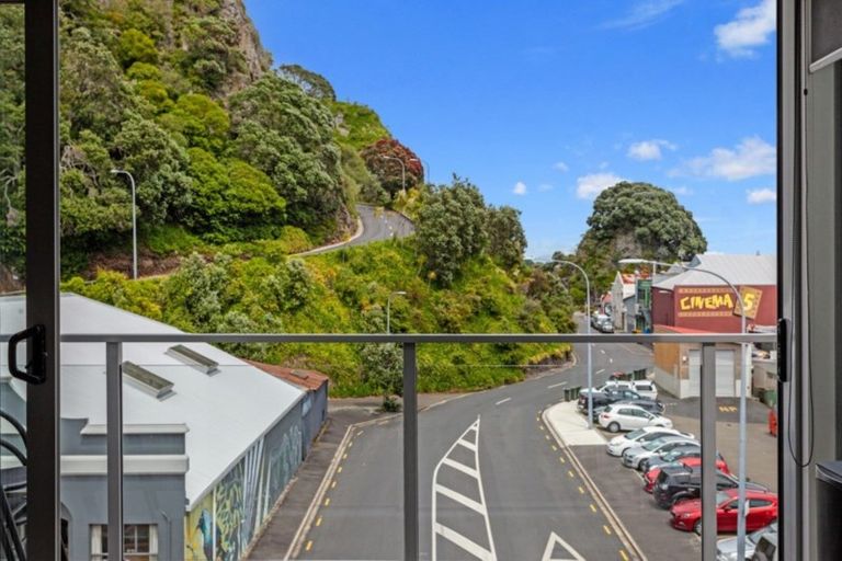 Photo of property in Quayside Apartments, 206/11 George Street, Whakatane, 3120