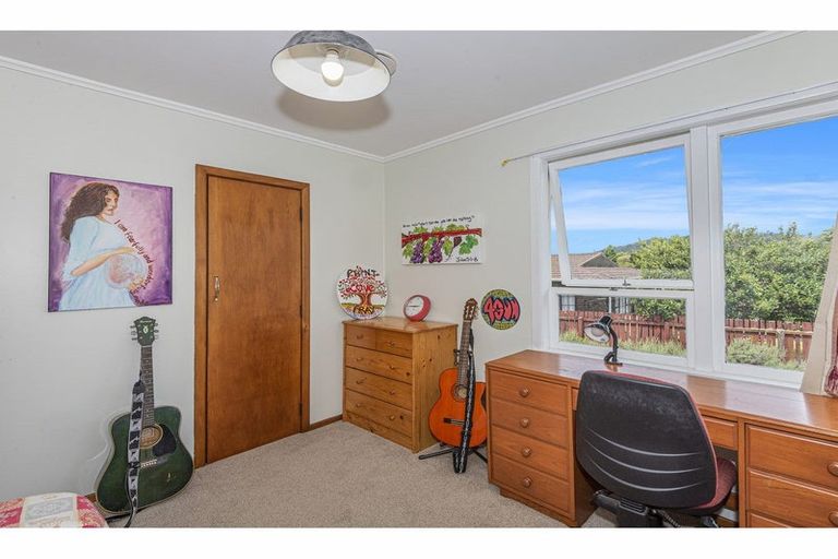 Photo of property in 27 Hinau Street, Tikipunga, Whangarei, 0112