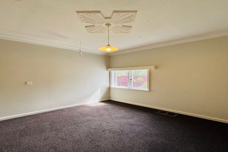 Photo of property in 5a Avalon Crescent, Avalon, Lower Hutt, 5011
