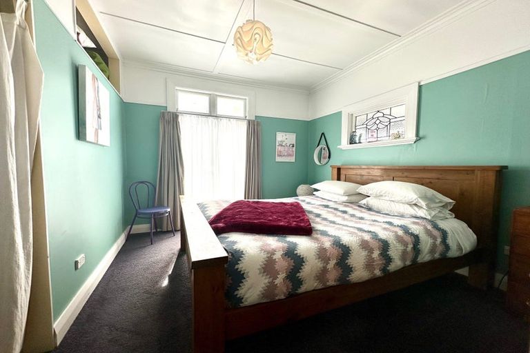 Photo of property in 14 Moana Street, Kaka Point, 9271