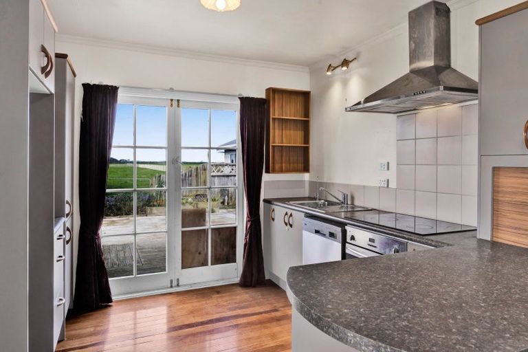 Photo of property in 278 Matangara Road, Hawera, 4672