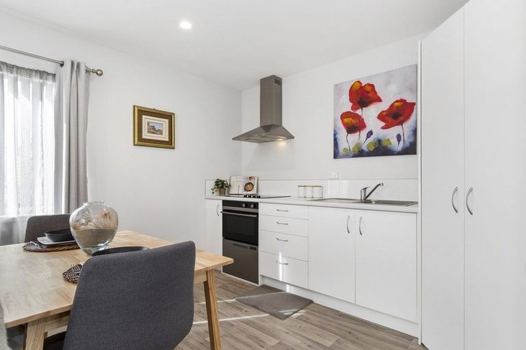 Photo of property in 11 Kamahi Crescent, Papamoa Beach, Papamoa, 3118