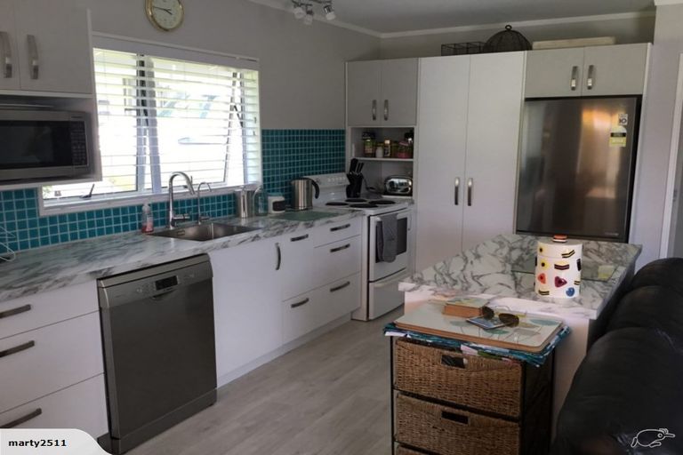 Photo of property in 3 Bill Nolan Place, Mahia, 4198