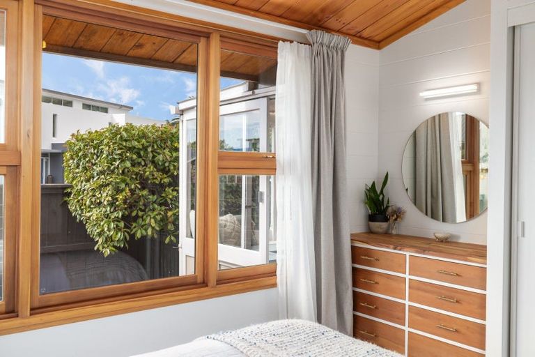 Photo of property in 2 Wakatu Avenue, Moncks Bay, Christchurch, 8081