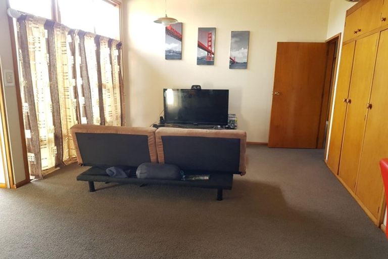 Photo of property in 3 Seagrave Place, Ilam, Christchurch, 8041