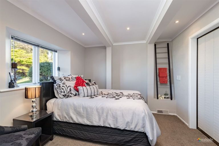 Photo of property in 96 Dowse Drive, Maungaraki, Lower Hutt, 5010