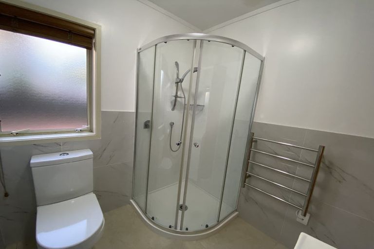 Photo of property in 8 Sanctuary Point, Sunnyhills, Auckland, 2010