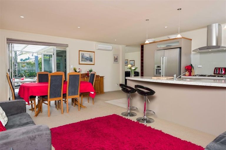 Photo of property in 51 Gibson Place, Papamoa Beach, Papamoa, 3118