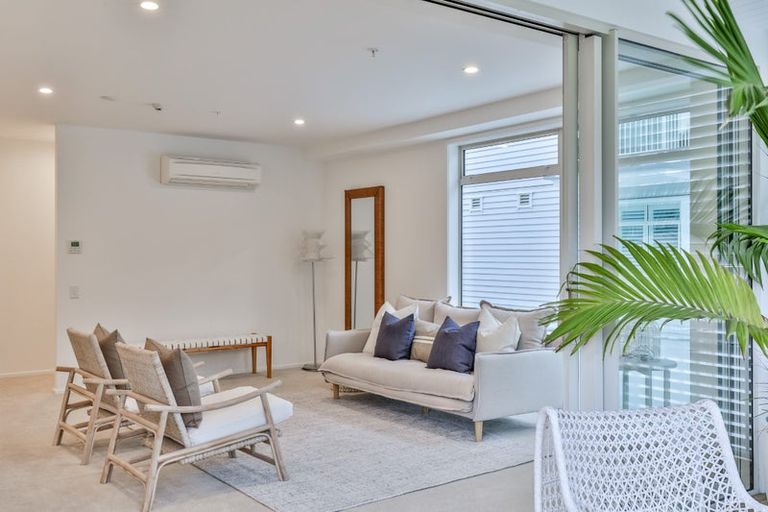 Photo of property in 157 Hibiscus Drive, Orewa, 0931